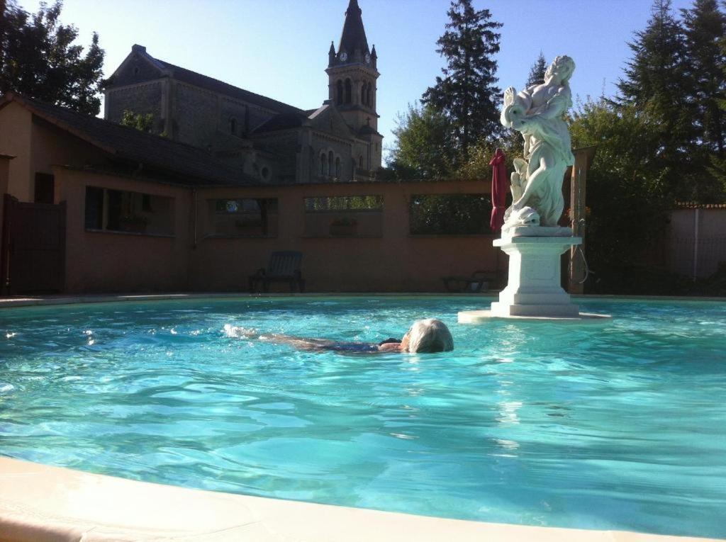 Les Jardins Du Castel Gites Annick Et Jean Paul Saint-Georges-d'Esperanche エクステリア 写真