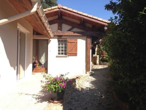Les Jardins Du Castel Gites Annick Et Jean Paul Saint-Georges-d'Esperanche 部屋 写真